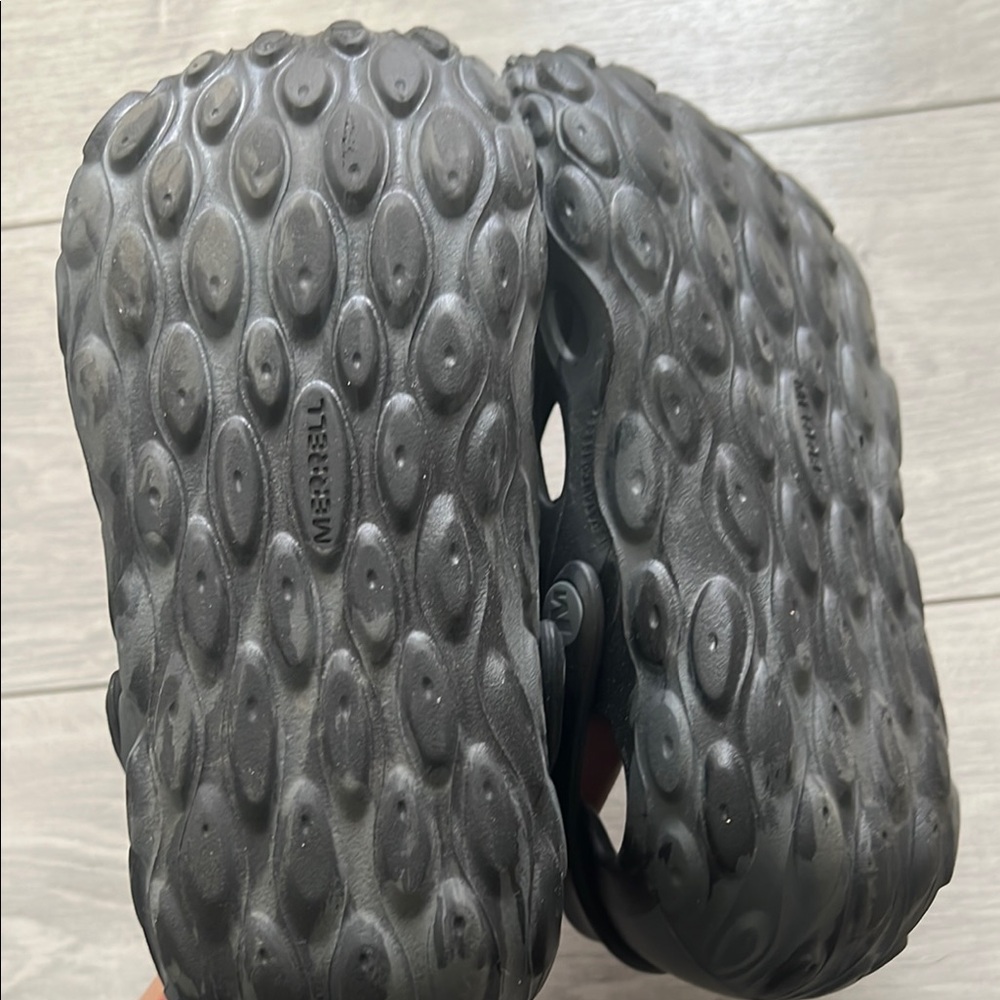 Merrell Black Slip-On Clogs - Picture 7 of 7